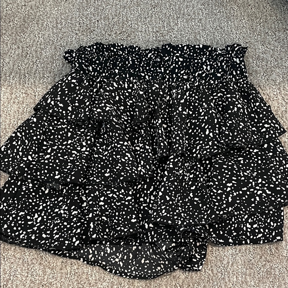 Elegant Black and White Polka Dot Mini Skirt